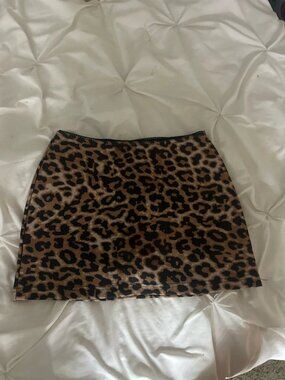 Leopard skirt